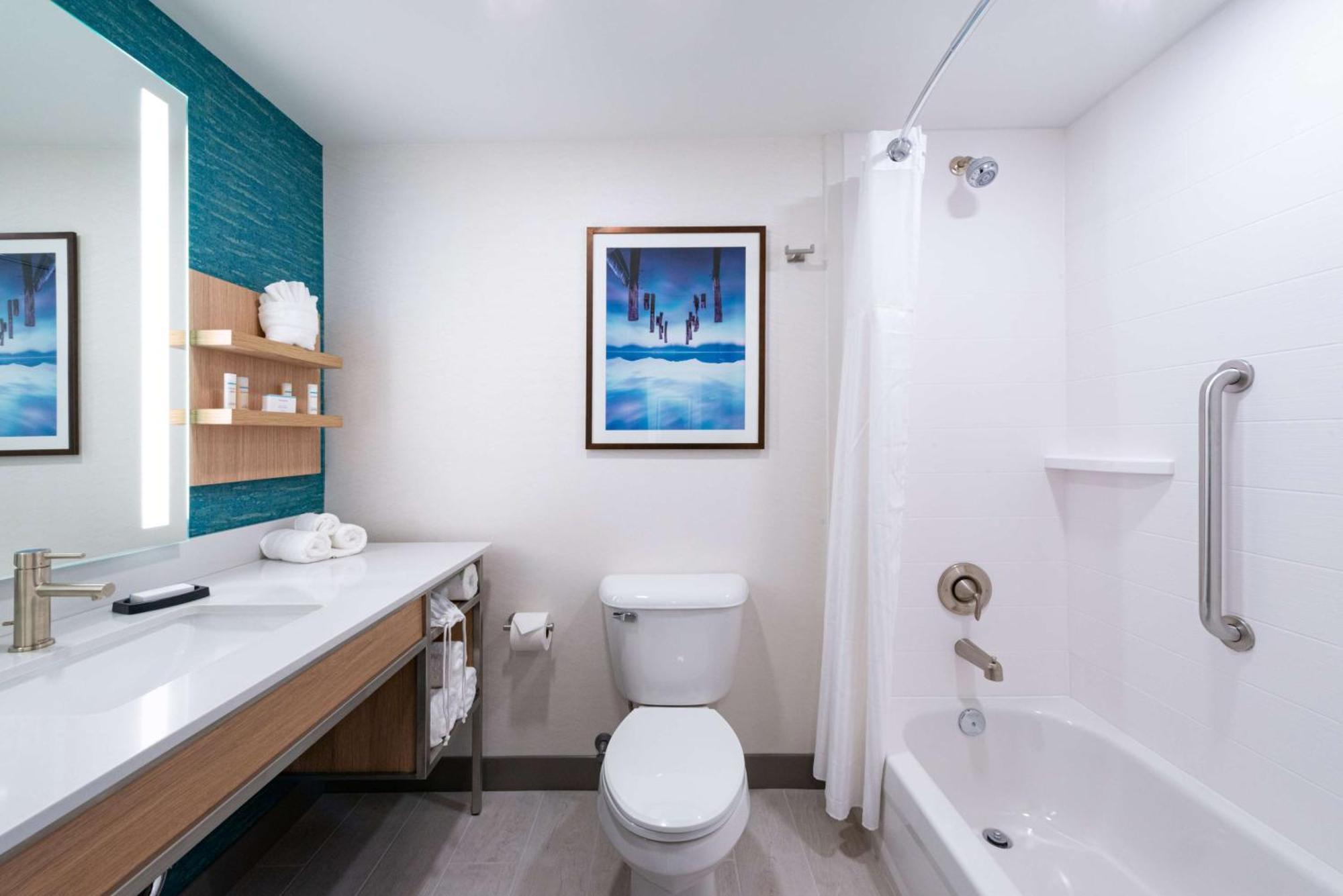Hilton Garden Inn Seattle Lynnwood, Wa מראה חיצוני תמונה