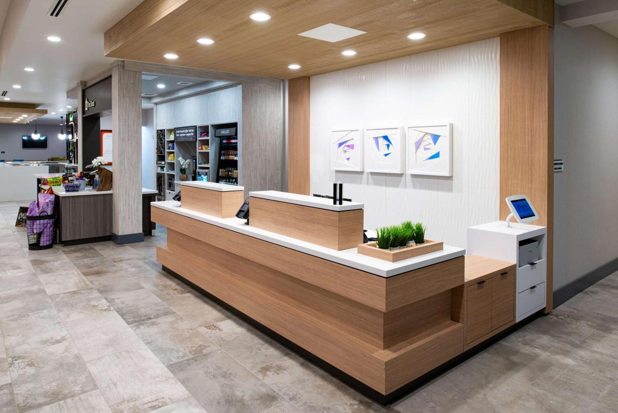 Hilton Garden Inn Seattle Lynnwood, Wa מראה חיצוני תמונה